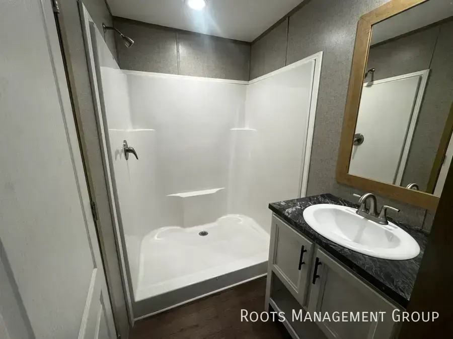 119 Connie Ct #119C - Photo 7 of 9