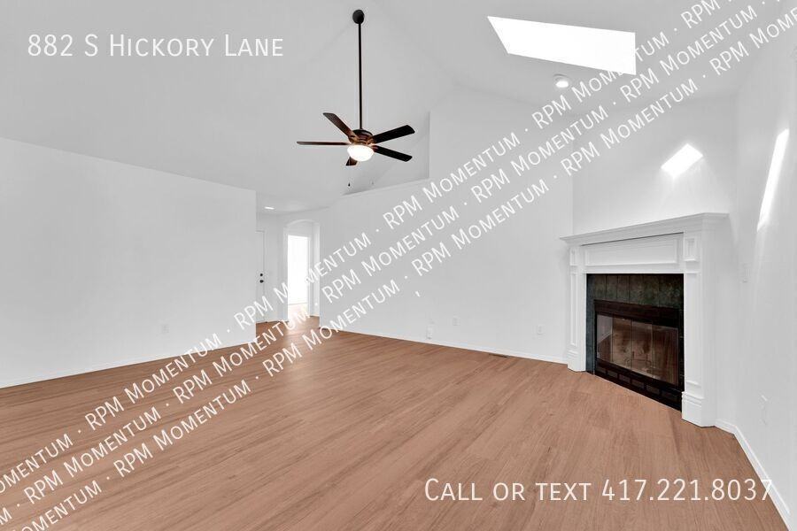 882 S Hickory Ln - Photo 6 of 24