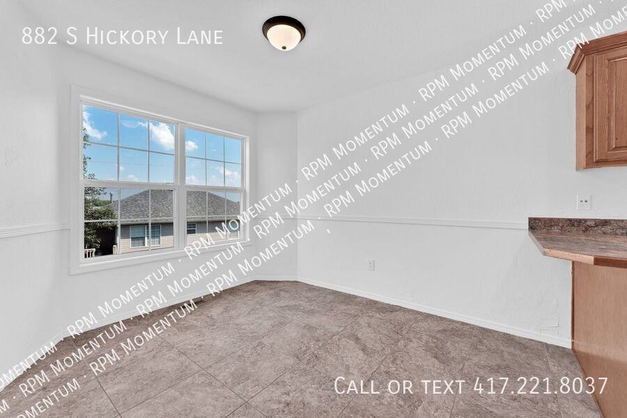 882 S Hickory Ln - Photo 7 of 24