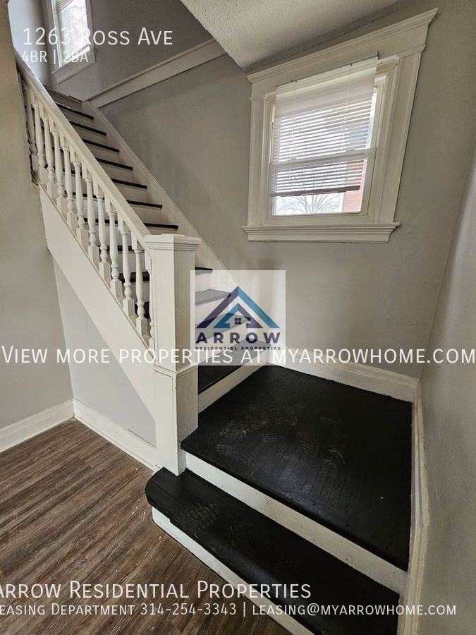 1263 Ross Ave - Photo 2 of 23