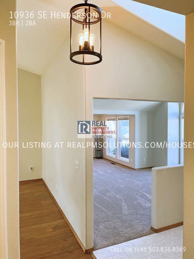 10936 Se Henderson Dr - Photo 5 of 50