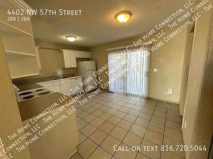 4402 Nw 57th St - Photo 3 of 19