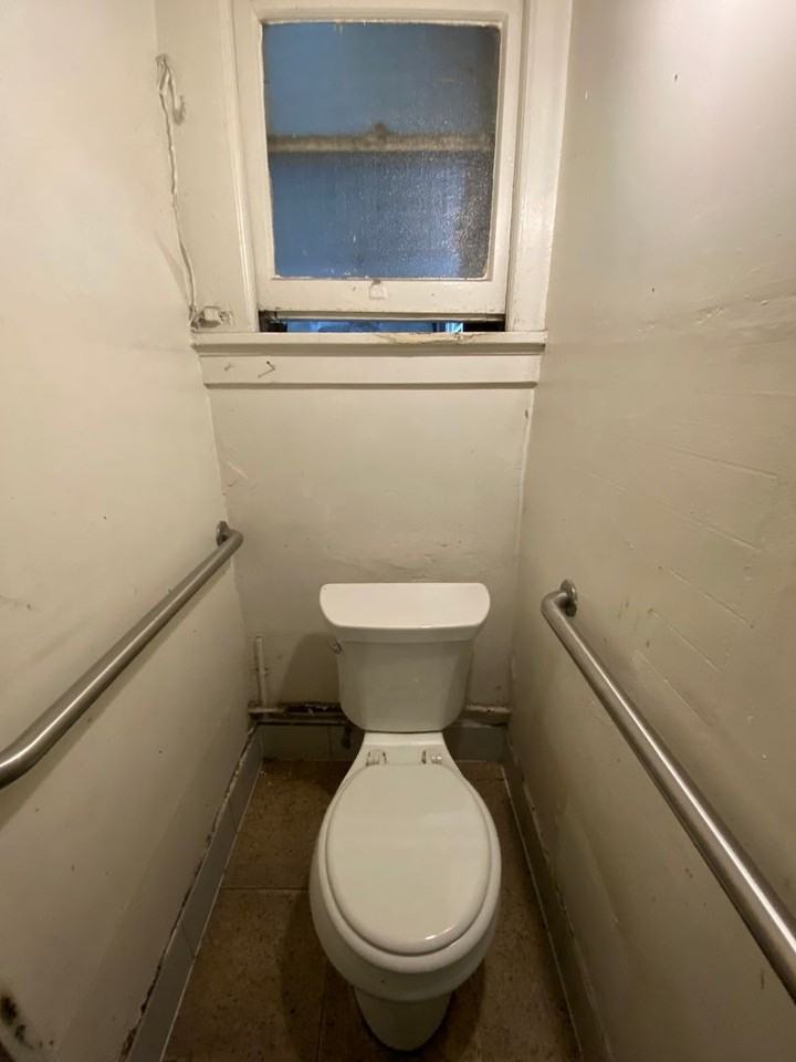 644 Pacific Ave #5 - Photo 7 of 8