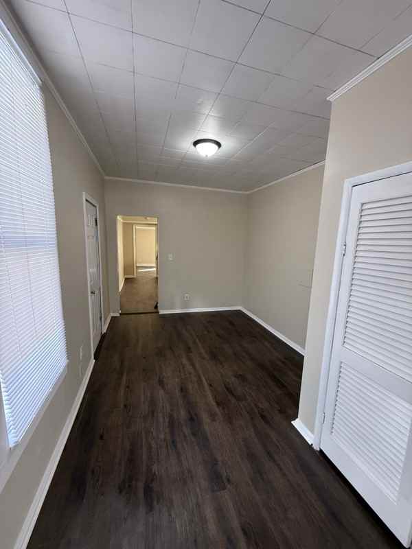 2710 W Virginia St - Photo 3 of 10