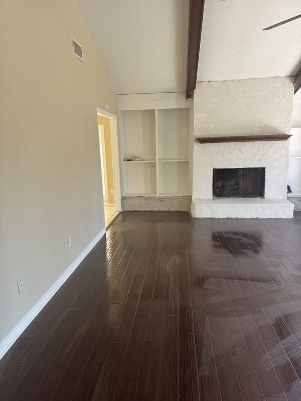 2004 Pine Needle Dr E - Photo 3 of 23