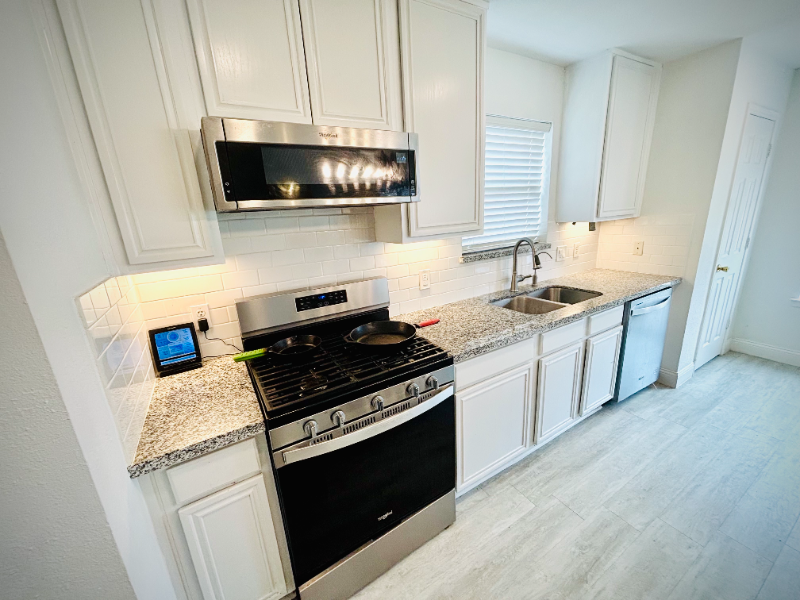 3739 Brighton Springs Ln - Photo 5 of 11