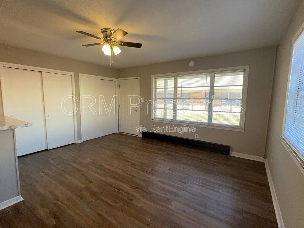 6124 Hillside Ave #11 - Photo 5 of 10