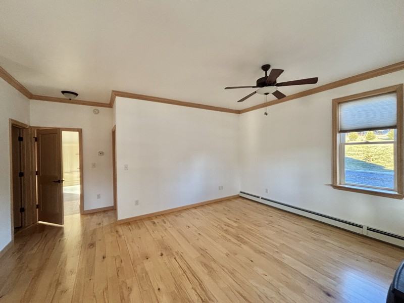 1583 Clark Hill Rd - Photo 5 of 15