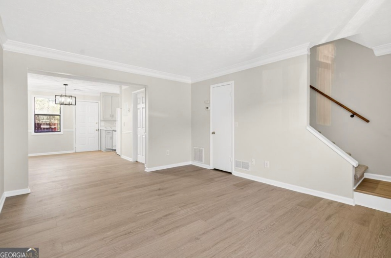 1116 Magical Way - Photo 4 of 19