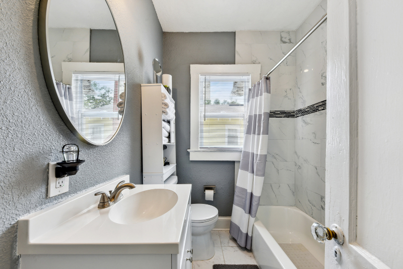 517 W 18th St #3 - Photo 6 of 11