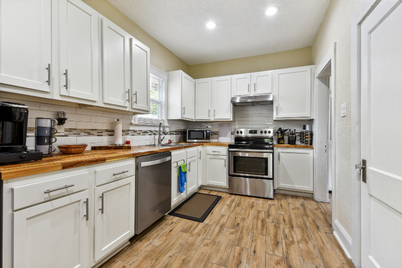 517 W 18th St #3 - Photo 7 of 11