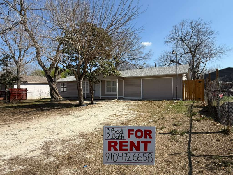 7642 Quail St - Photo 2 of 17