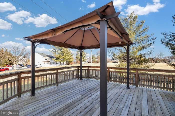 6209 Derby Dr - Photo 4 of 19