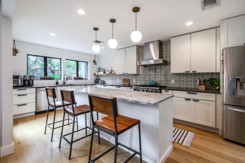 7005 Danwood Dr - Photo 6 of 10