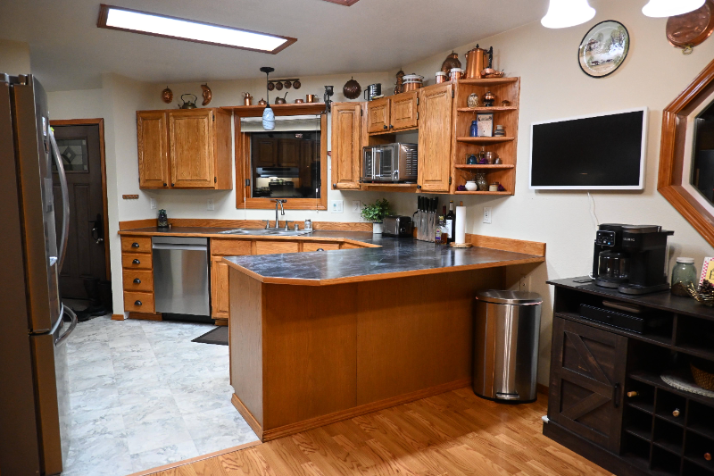 18920 Eaglewood Loop - Photo 6 of 20