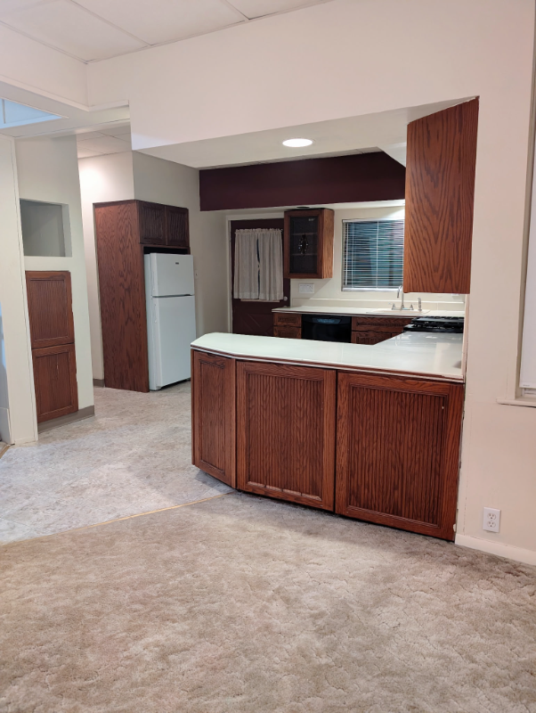 43 Willow St - Photo 7 of 19