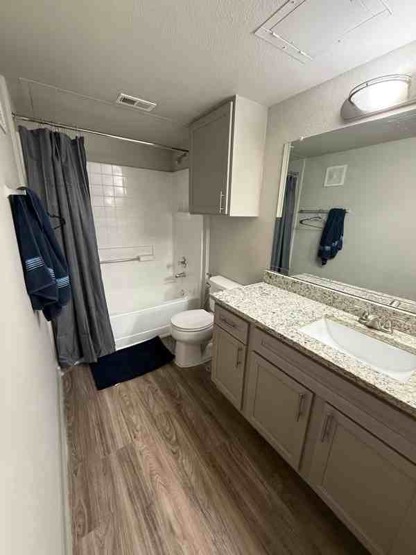 1201 E Park Blvd - Photo 6 of 7