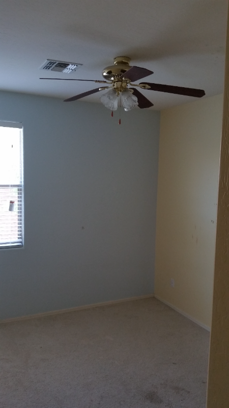 3210 E Lark Dr - Photo 4 of 11