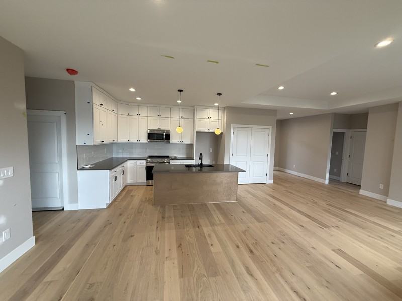 226 Curtis Dr - Photo 5 of 28