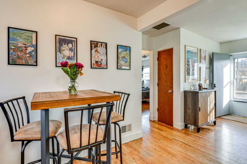 1397 Dallas St - Photo 5 of 14