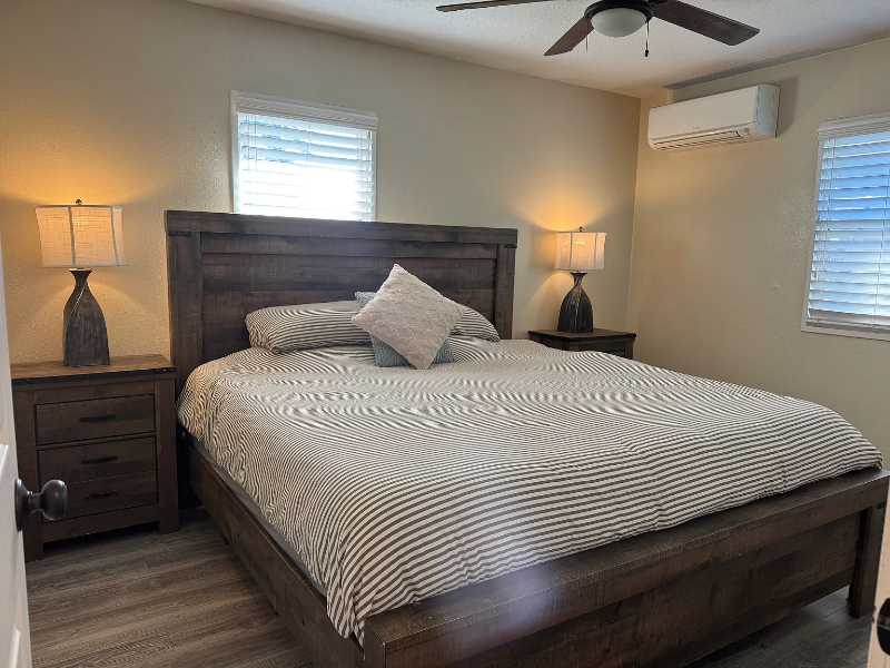 1915 W 36th St - Photo 3 of 20