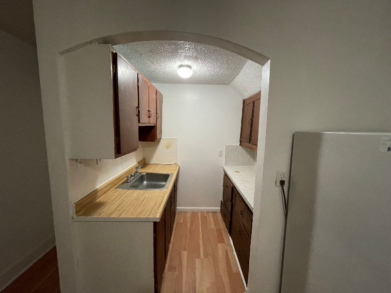 106 Carpenter St #3 - Photo 3 of 4