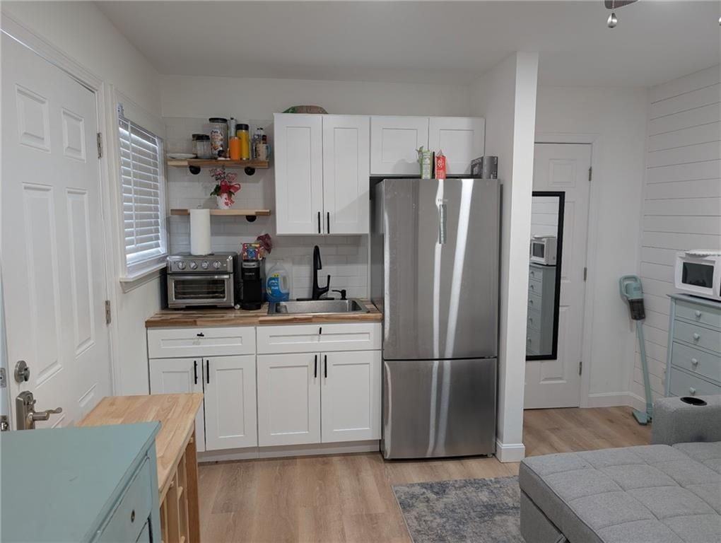 53 Winnapaug Rd ##5 - Photo 3 of 12