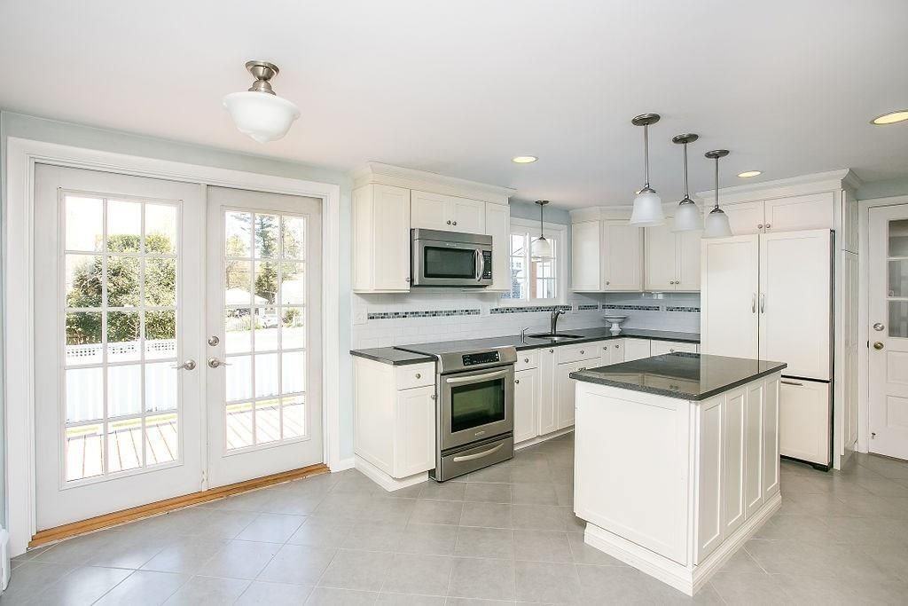 41 Clayton St - Photo 6 of 25