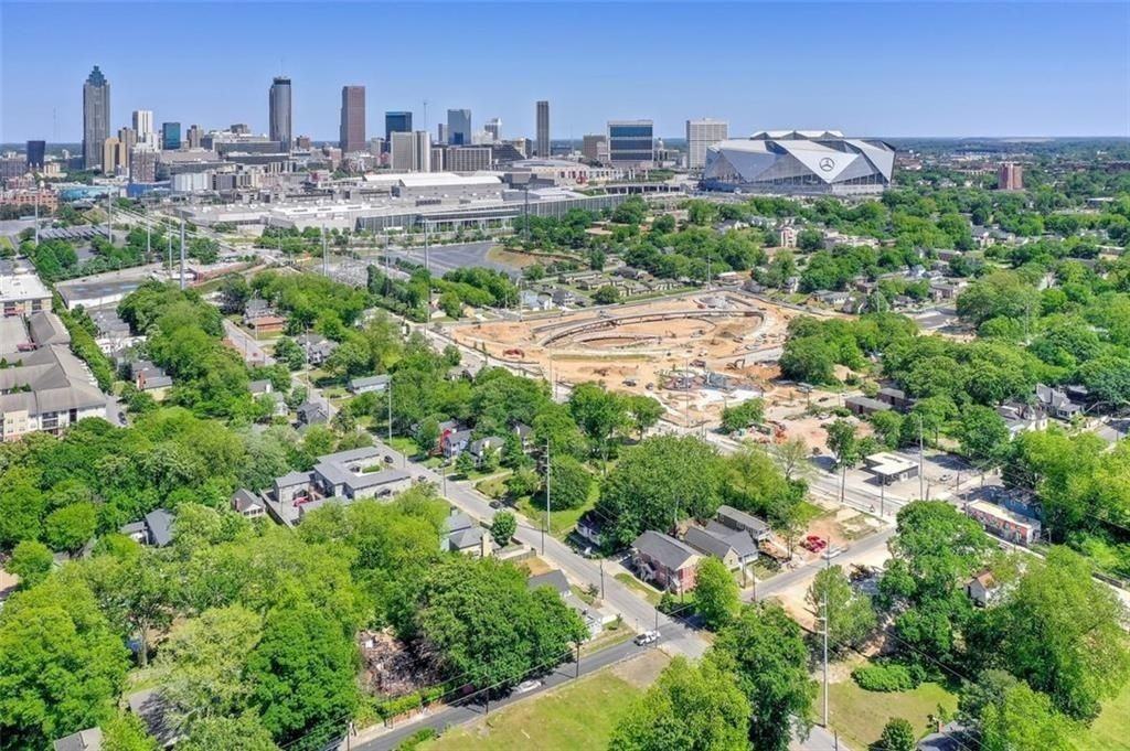 679 Jones Ave Nw - Photo 2 of 36