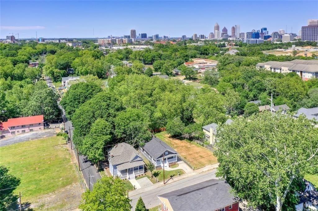 679 Jones Ave Nw - Photo 3 of 36