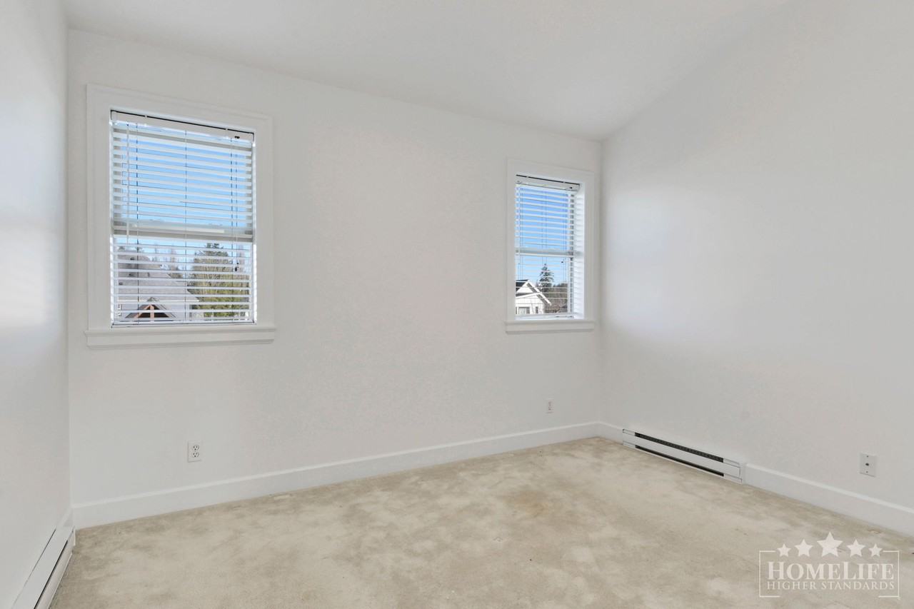 3376 232 St - Photo 7 of 12