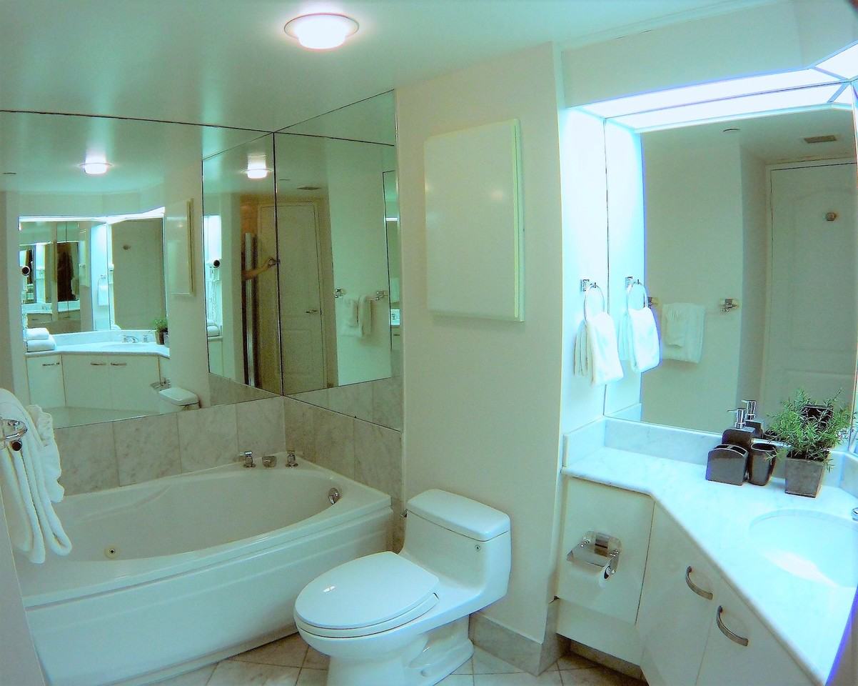 38 Elm Street #1002 - Photo 6 of 11