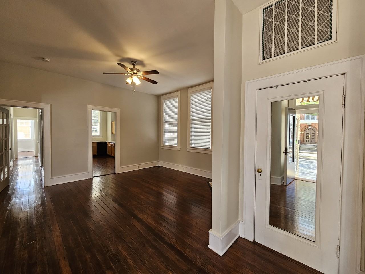 1101 Ott St - Photo 4 of 29