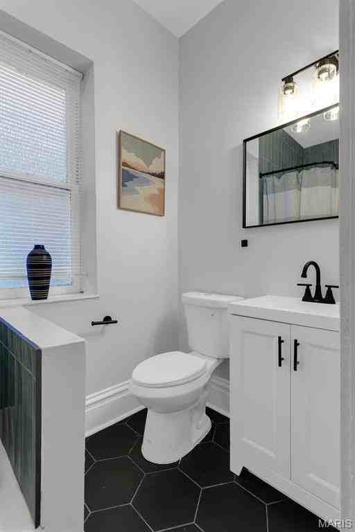 2218 Missouri Ave #2F - Photo 3 of 16