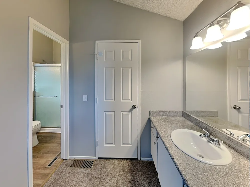 715 Whispering Bay Ln #NA - Photo 3 of 9