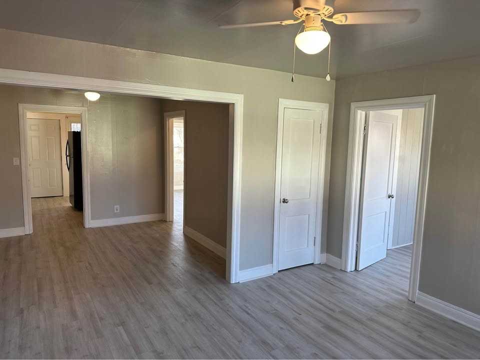 646 N Bell Ave #648 - Photo 2 of 7