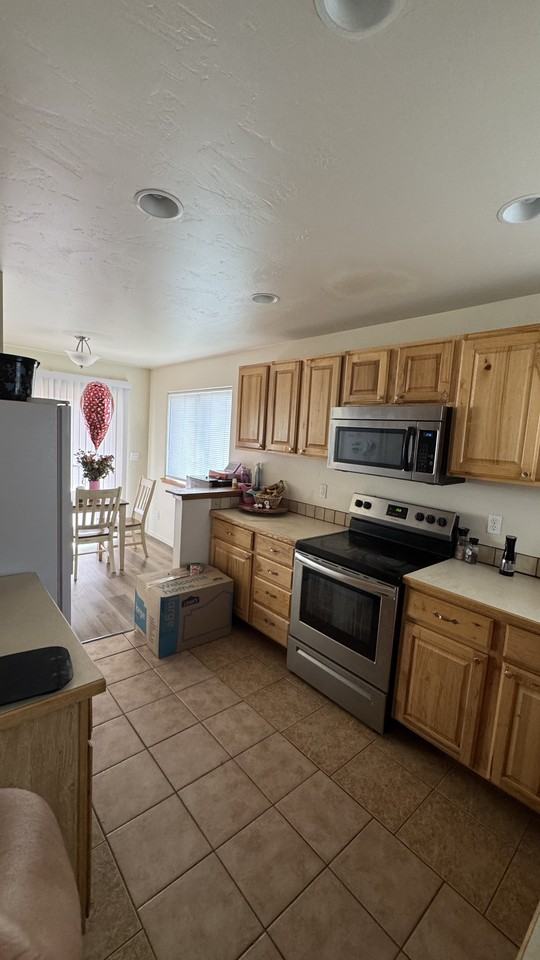 1288 Rimrock Dr #A - Photo 2 of 11