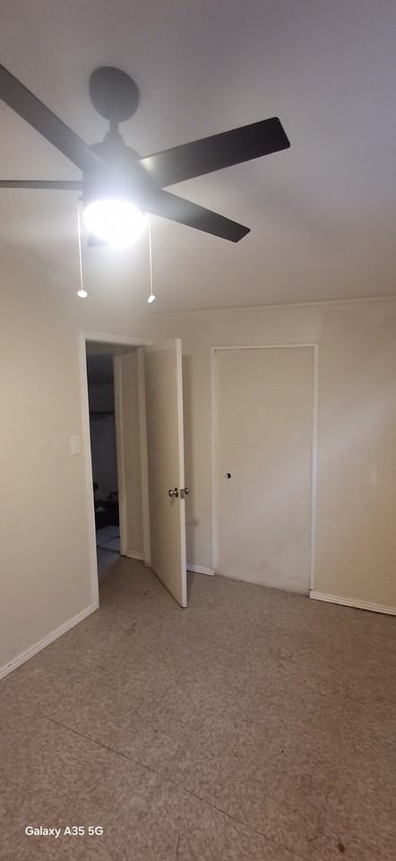 1615 Wyoming Ave #B - Photo 7 of 9