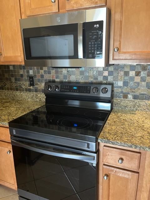 28153 Chateau Dr #NA - Photo 4 of 17