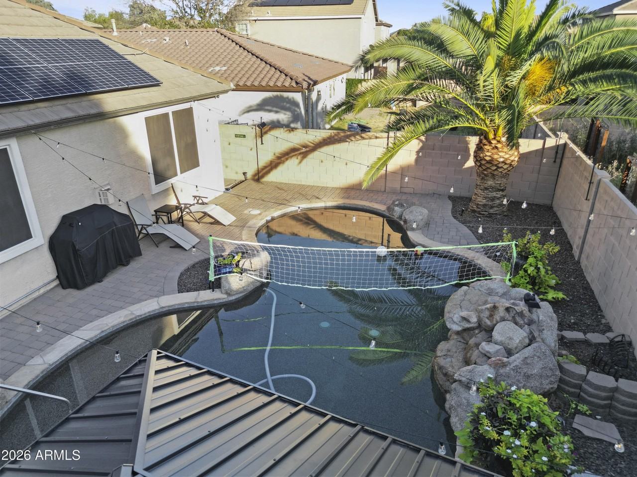 17239 W Ironwood St - Photo 5 of 39