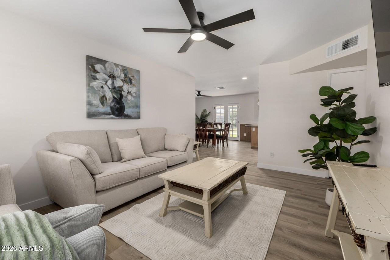 4743 W Villa Theresa Dr - Photo 4 of 21