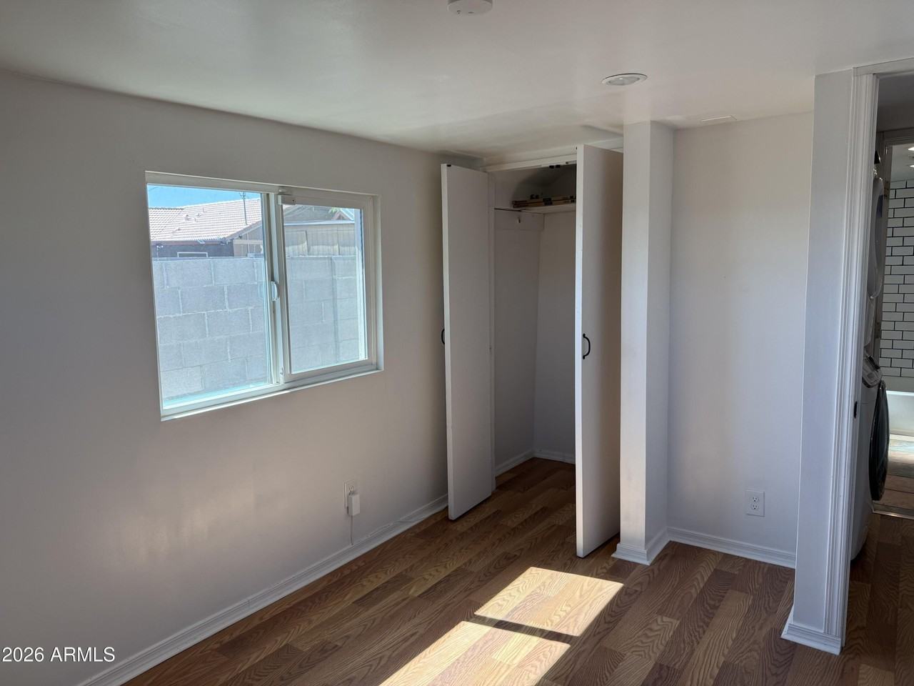 513 W Melrose Dr - Photo 7 of 18