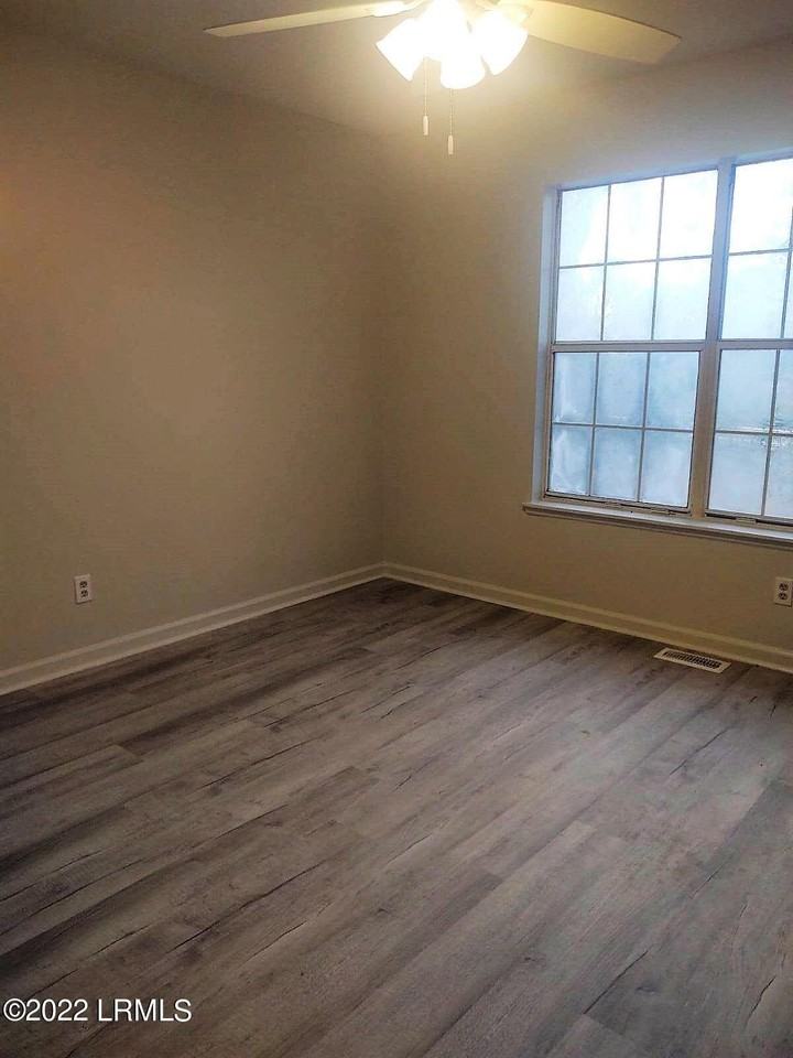 116 Tamara Ln Unit A - Photo 6 of 17