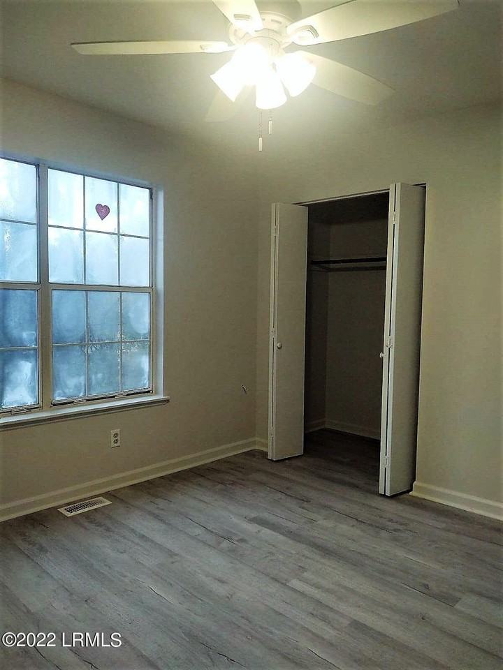 116 Tamara Ln Unit A - Photo 7 of 17