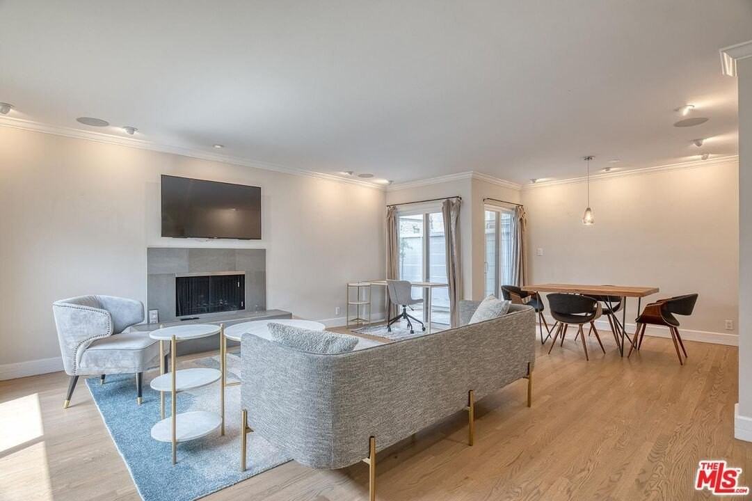 1342 Stanford St Apt 7 - Photo 2 of 25