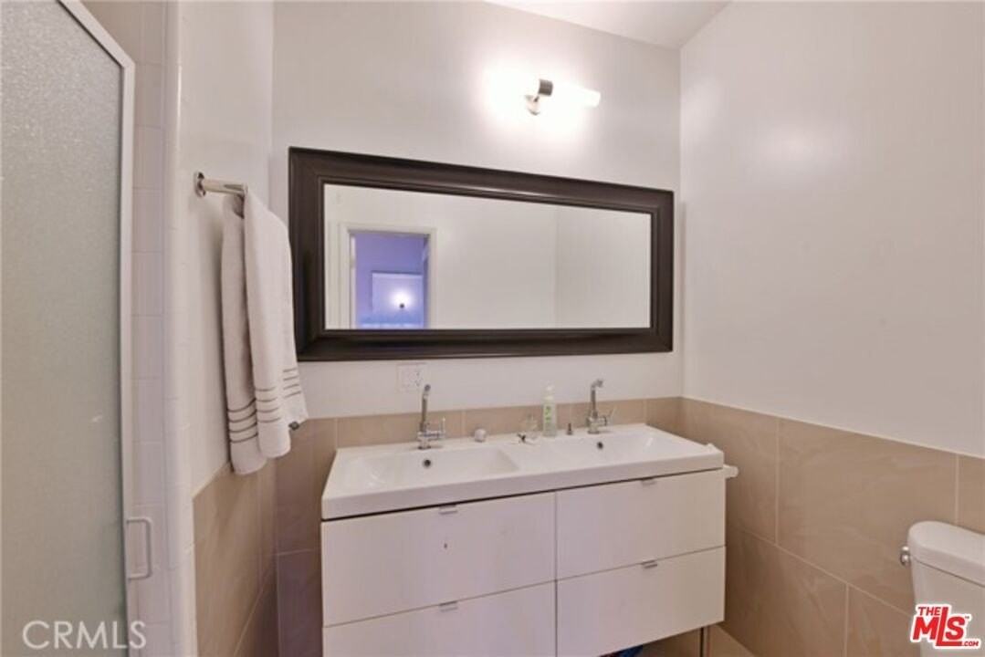 9374 W Olympic Blvd - Photo 4 of 11