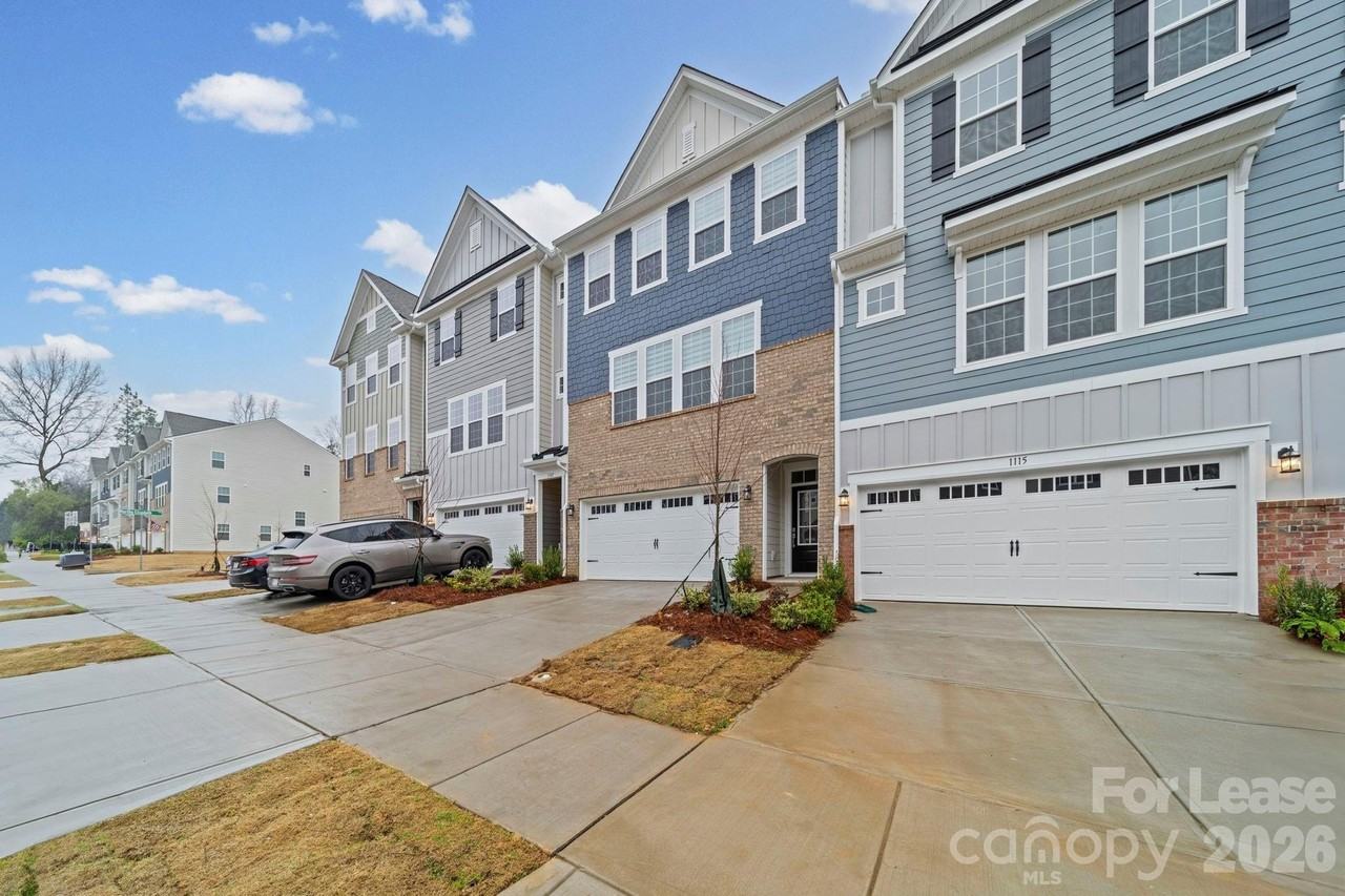 1111 Bandon Dr - Photo 2 of 39