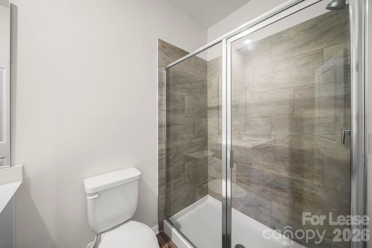 1111 Bandon Dr - Photo 5 of 39