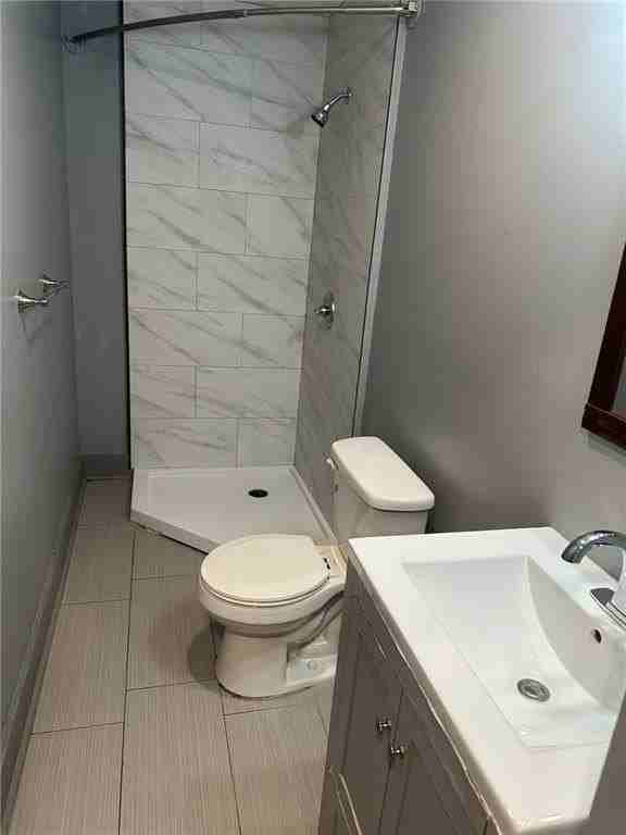 1256 Joseph E Boone Blvd Nw Apt 4 - Photo 4 of 8