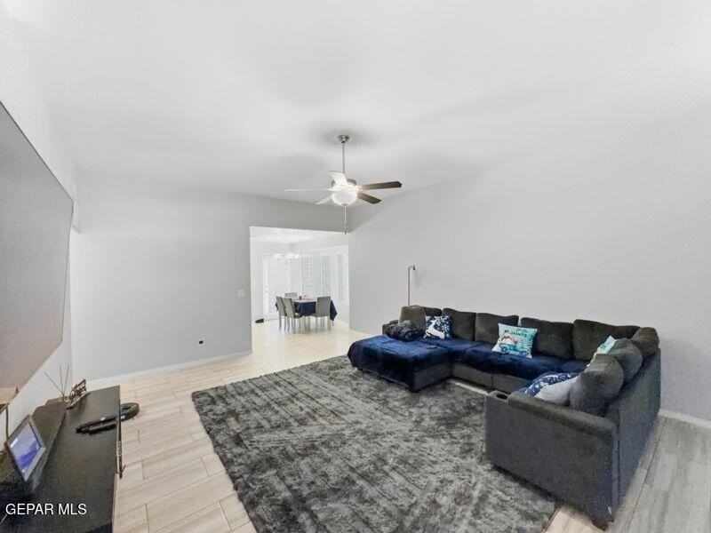 13828 Summer Story Ave - Photo 4 of 31